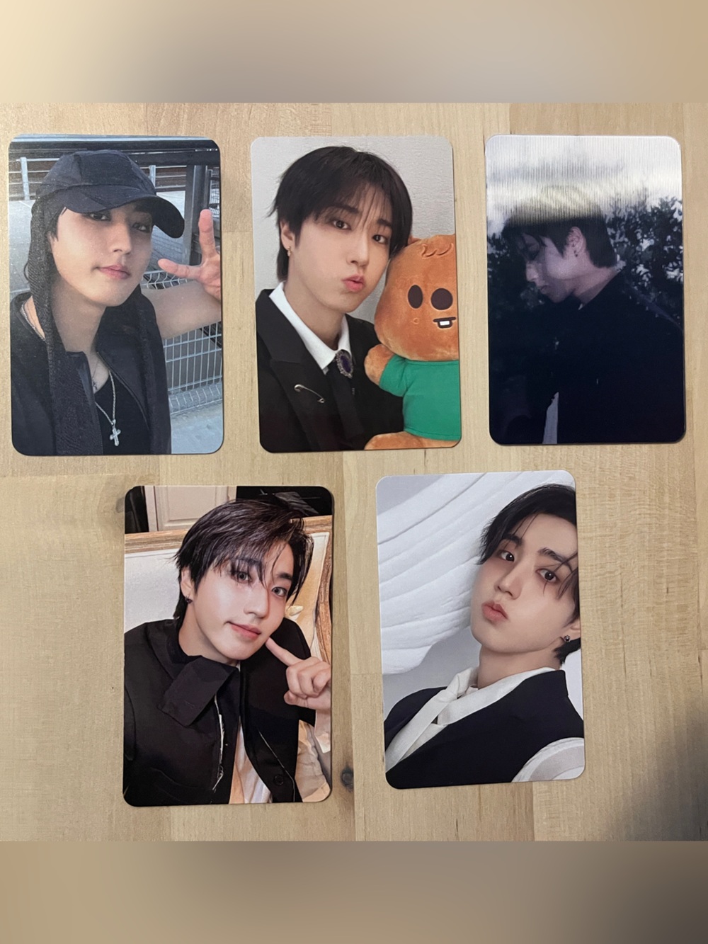 Set of 5 OFFICIAL Han of Stray Kids photocards (Set # 7) Han Jisung